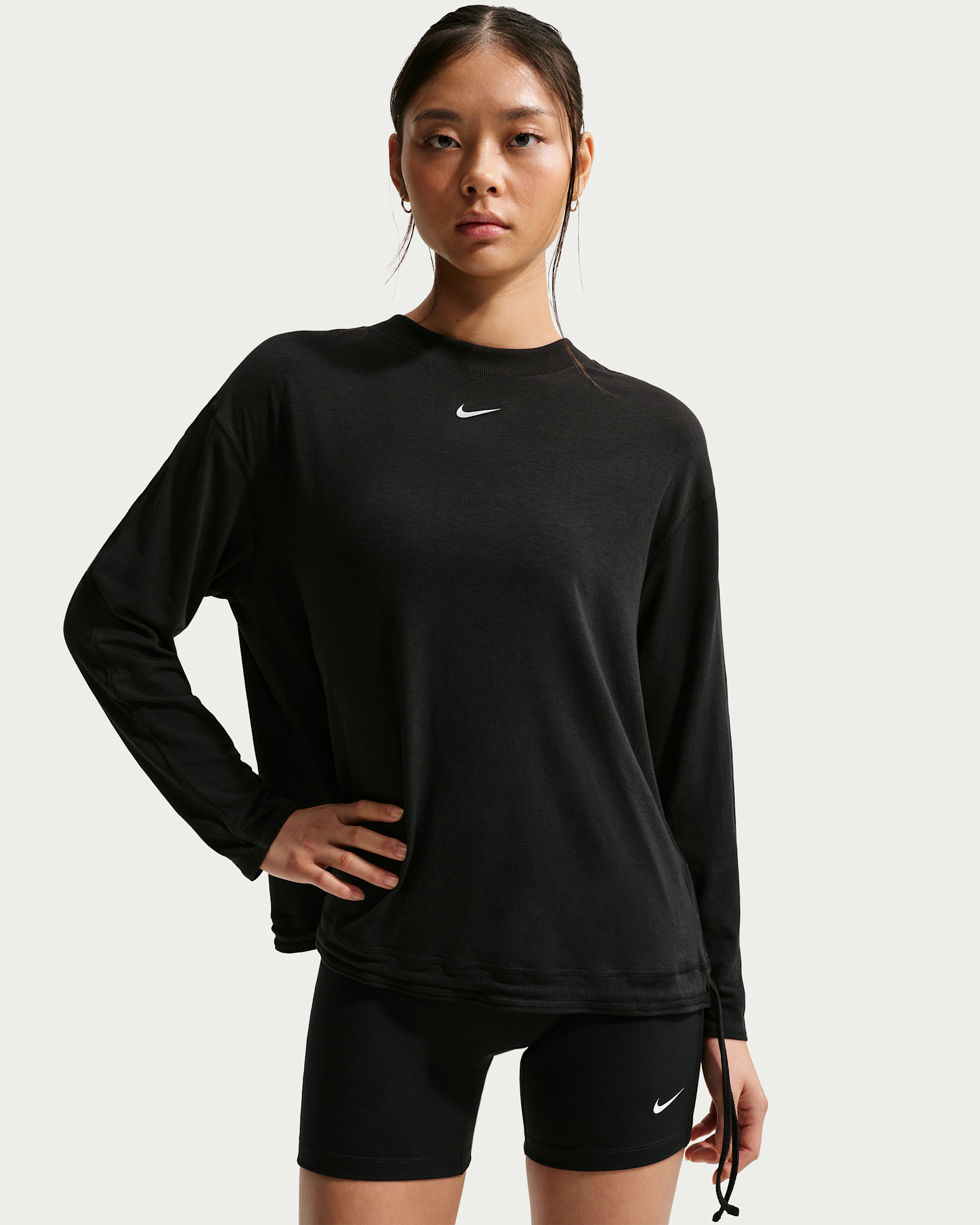 Nike One Relaxed Women's Dri-FIT Long-Sleeve Top. Nike JP